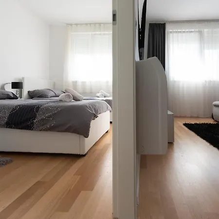 Apartament Schloss Zadar